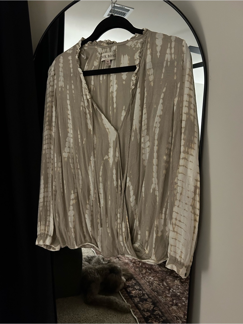 Knox Rose Taupe and White Tie-Dye Wrap Blouse